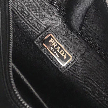 Re-Edition 2000 Nylon Mini Bag