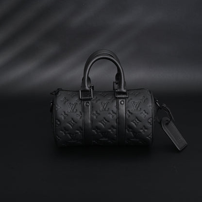 Louis Vuitton Keepall Bandoulière 50 – Monogram Shadow Black Leather