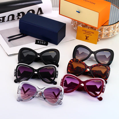 Louis vuitton Cat Eye Sunglasses 4362 Cat-Eye